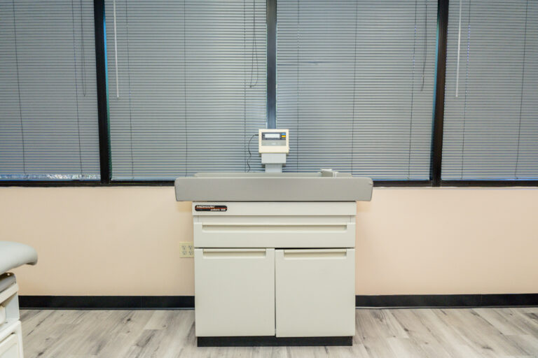 Newborn Exam Table